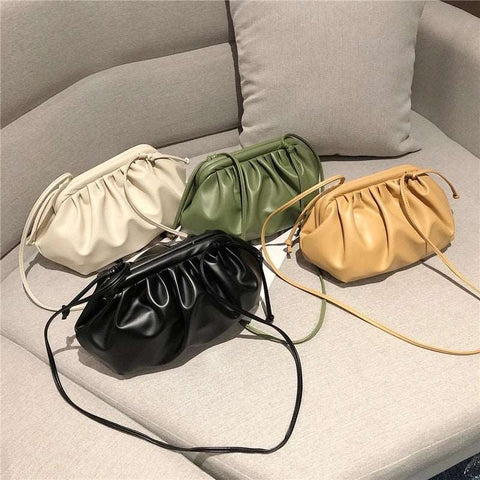 Bolsa Pequena de Verniz com Alças Longas