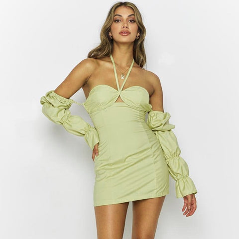 Vestido Curto Ombro a Ombro Mangas Longas Bufantes